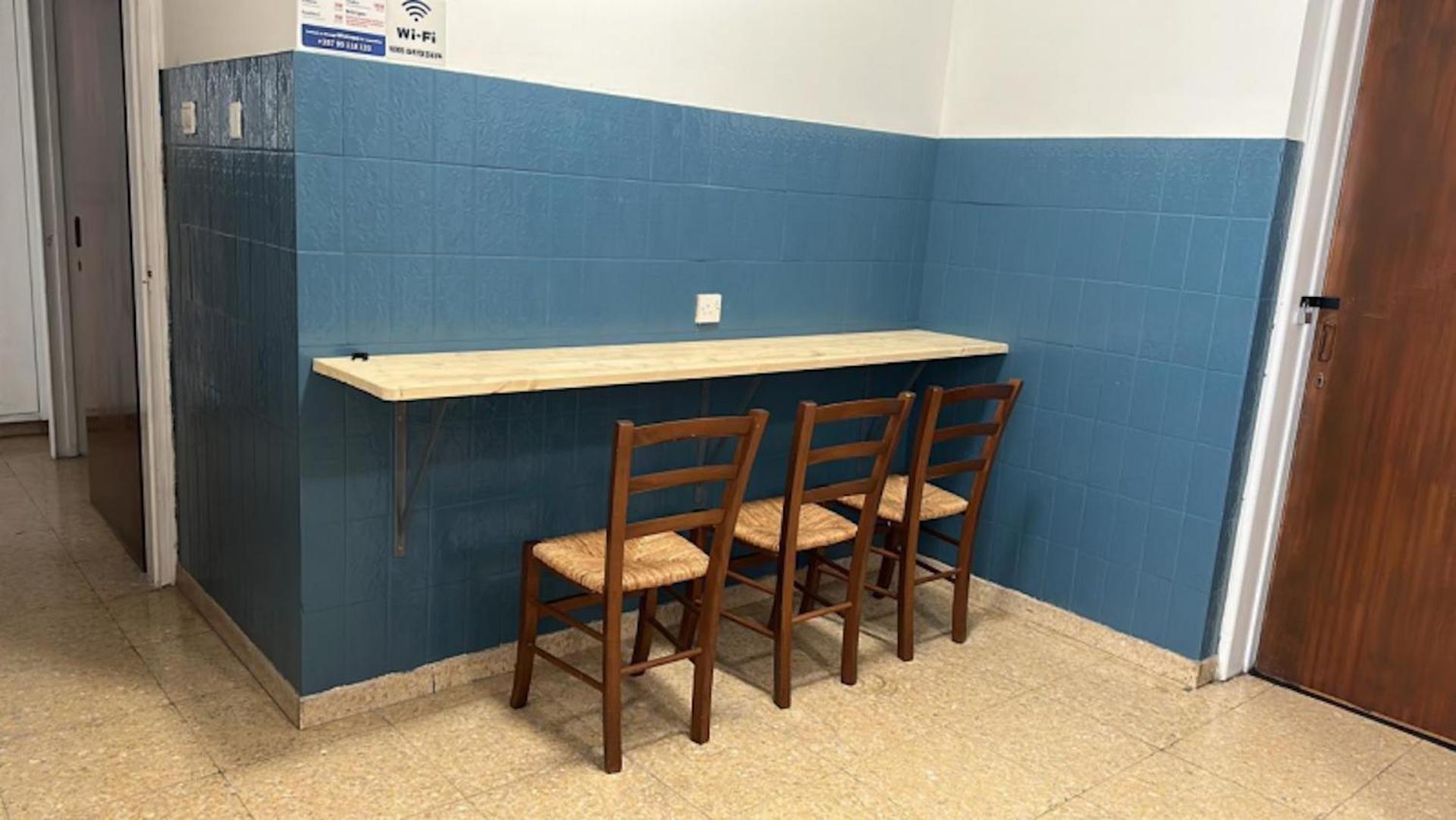 Unique City Hostel 100 Meters From Beach ラルナカ エクステリア 写真